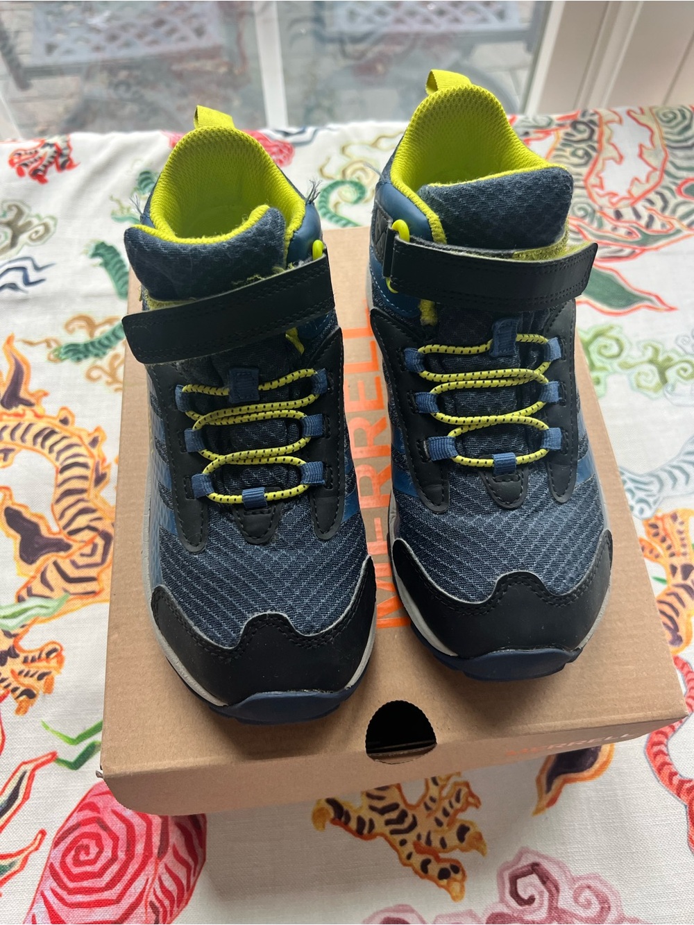 Merrell Kids Moab Speed 2 Mid Waterproof Shoe - Navy with Hi-Viz Accents